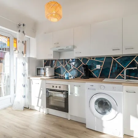 Castel 2 Au Centre De Gare Sncf アパート マントン